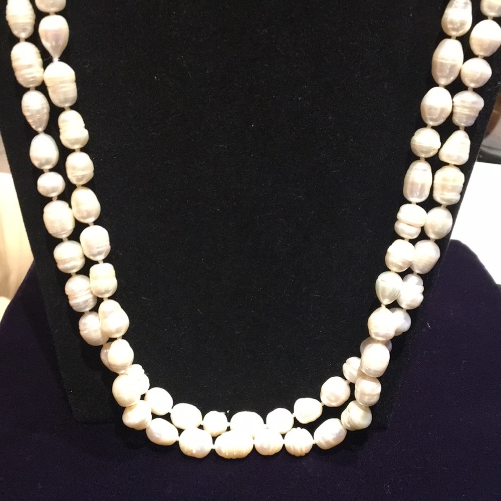 Water pearl like layer necklace